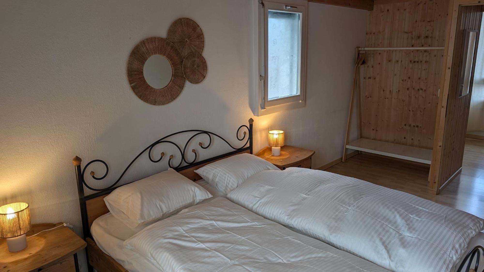 Casa14 - Swiss Houses Steffisburg ภายนอก รูปภาพ